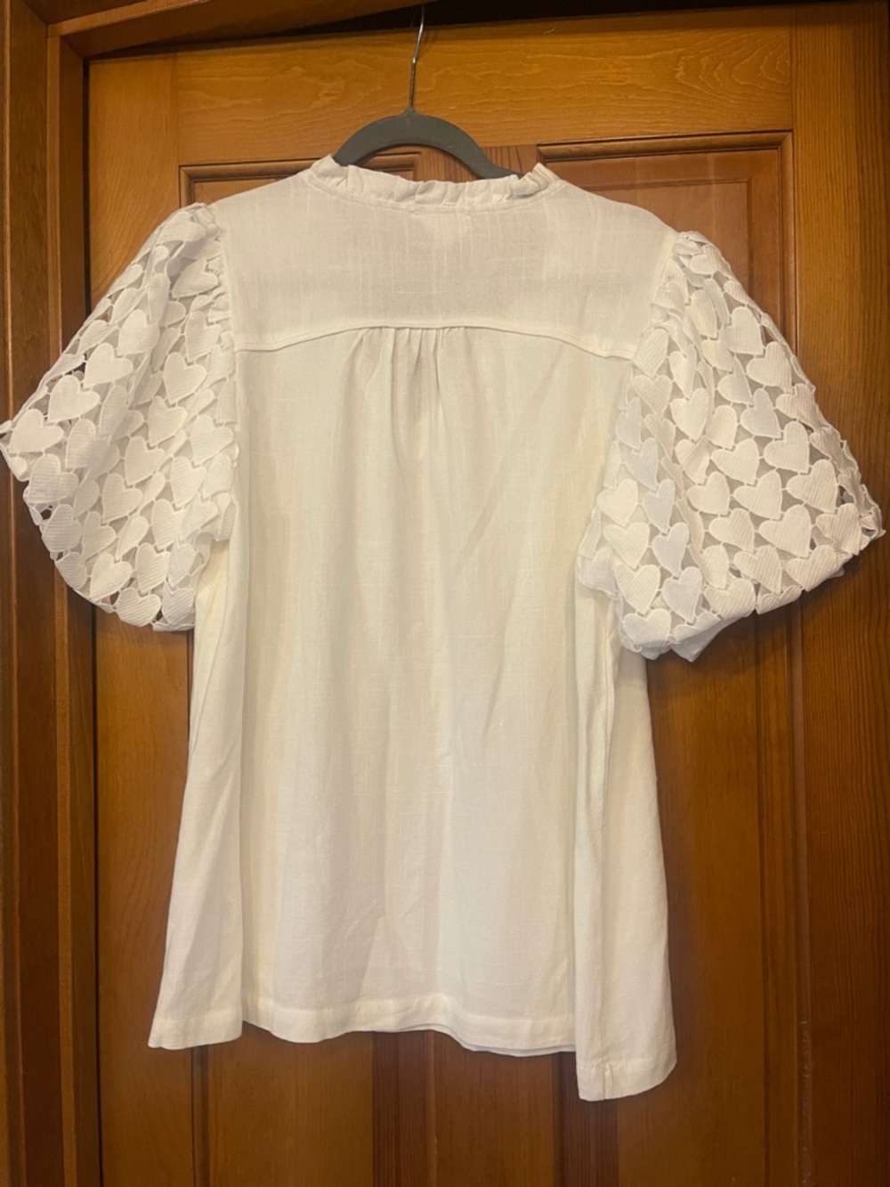 Umgee Ivory Linen Puff Sleeve Tie-Neck Top Size Large - Picture 4 of 10